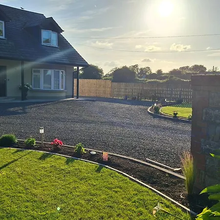 White Quarry House Homestay Navan